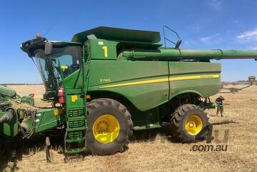 John Deere 2018   S760 Combines