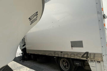 2016 Mitsubishi Fuso Canter 515 Pantech