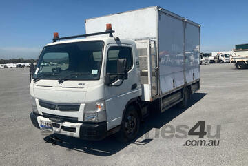 2020 Mitsubishi FEC71 Canter 815 Service Pan