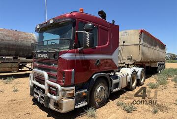 Scania 2003   164L 580