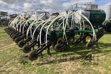 2013 John Deere 1870 Air Drills