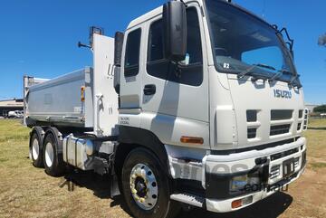 Isuzu Giga CZY455 Automatic 6x4 Tipper Truck. Ex Council.