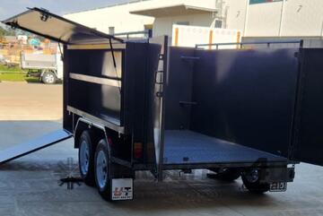 8X5 Professional Lawn Mowing Trailer 2000 KG GVM