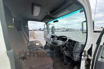 2016 Isuzu NPR 75-190 Service Body