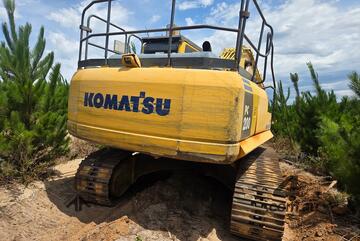 2013 KOMATSU PC200LC-8 EXCAVATOR