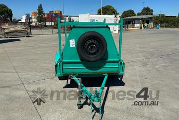 Unknown Single Axle Enclosed Box Trailer