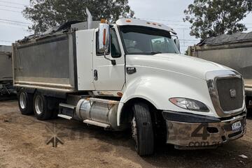 2013 Caterpillar CT630 Tipper Truck & Triaxle Dog Tipper Trailer