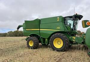 John Deere 2019   S790 Combines