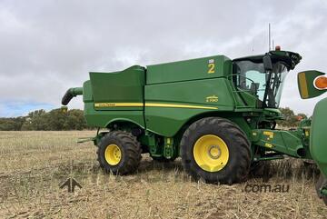 John Deere 2019   S790 Combines