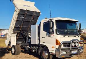 Hino FC1022 500 Series 50th Anniversary 4x2 Factory PTO Tipper Truck.