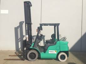 MITSUBISHI FG35AT 3.5 Tonne Counterbalance - picture0' - Click to enlarge
