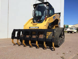 7 Tyne Skid Steer Extreme Duty Ripper / Scarifier - picture0' - Click to enlarge