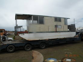 Houseboat - picture0' - Click to enlarge
