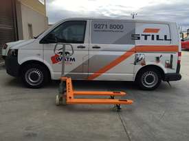 STILL HPT 25 HAND PALLETT TRUCK - picture0' - Click to enlarge
