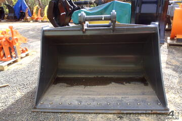 Mud Bucket   Suit 30 Tonner Make AU