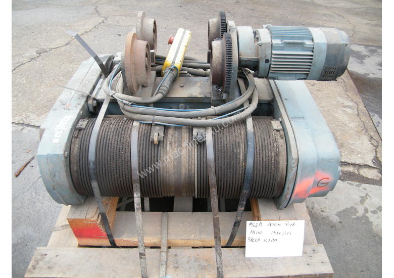 caption Demac hoists and trolly