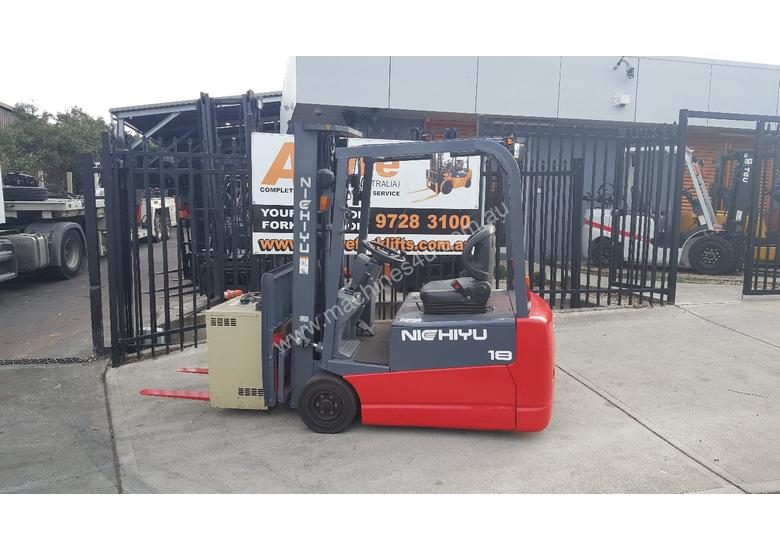 Used nichiyu Nichiyu Electric Forklift Container Entry 4700mm Lift 1 8