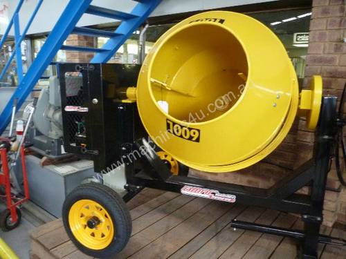NEW BMAC TOOLS 21 CUBIC Ft DIESEL CEMENT MIXER