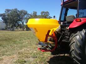 FARMTECH IJS-340 SINGLE DISC SPREADER (340L) - picture1' - Click to enlarge