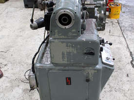 Smart & Brown model 1024 centre lathe - picture0' - Click to enlarge