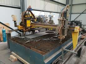 ** Priced for quick sale** ESAB Falcon FXA-3000 CNC Plasma Cutter (2010) - picture0' - Click to enlarge