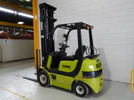 Clark CMP18L Counterbalance 1.8 tonne compact LPG Forklift - Hire - picture0' - Click to enlarge