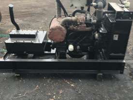 Stationary Diesel Engine - picture0' - Click to enlarge