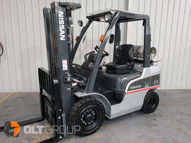 Nissan 2.5 Tonne Forklift Container Mast New Steer Tyres FREE DELIVERY SYD MELB BRIS CANB - picture1' - Click to enlarge