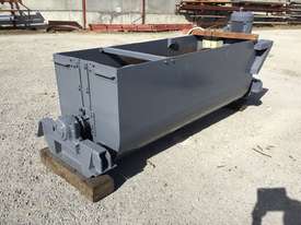 IMH HEAVY DUTY 1600 LITRE ELECTRIC RIBBON MIXER - picture2' - Click to enlarge
