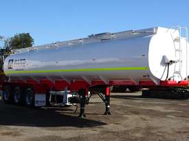 UNUSED 2019 ACTION TRI AXLE WATER TANKER TRAILER - picture0' - Click to enlarge
