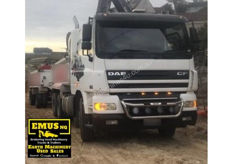 caption 2004 DAF CF-85 Tipper & Tipper Dog Trailer. TS452