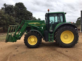 John Deere 6820 Premium FWA/4WD Tractor - picture0' - Click to enlarge