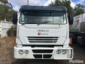 2011 Iveco Acco 2350 - picture1' - Click to enlarge