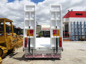 Interstate Trailers Tri Axle 28 Ton Tag Trailer Standard ATTTAG - picture2' - Click to enlarge
