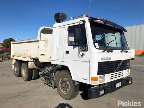 1991 Volvo FL10