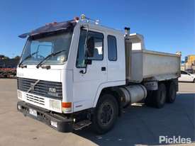 1991 Volvo FL10 - picture2' - Click to enlarge