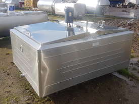 STAINLESS STEEL TANK, MILK VAT 1350 LT - picture0' - Click to enlarge
