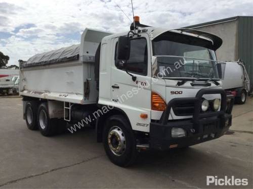 2007 Hino FM 500 2627