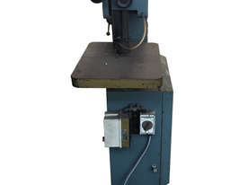 Pacific Vertical Metal Band Saw, 415 Volt, 1/2 HP , KB-30 - picture0' - Click to enlarge