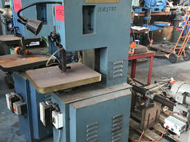 Pacific Vertical Metal Band Saw, 415 Volt, 1/2 HP , KB-30 - picture1' - Click to enlarge