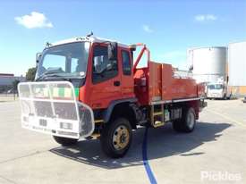 2005 Isuzu FTS - picture2' - Click to enlarge