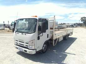Isuzu NLR 200 - picture1' - Click to enlarge