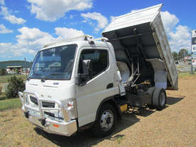 Mitsubishi Canter 715 Tipper Truck - picture0' - Click to enlarge