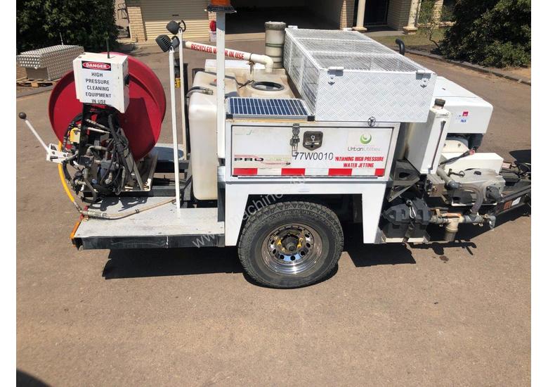 Used 2009 US JETTING DRAIN JETTER CLEANER 4018 US JETTING Professional