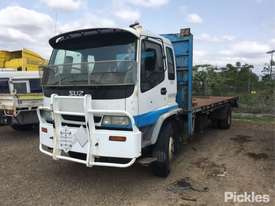 1999 Isuzu FVR900T - picture2' - Click to enlarge
