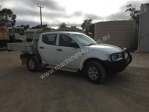 Mitsubishi Triton Dual Cab Ute