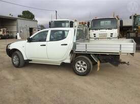 Mitsubishi Triton Dual Cab Ute - picture2' - Click to enlarge