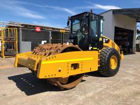 CATERPILLAR CS76 Vibratory Single Drum Smooth - picture0' - Click to enlarge