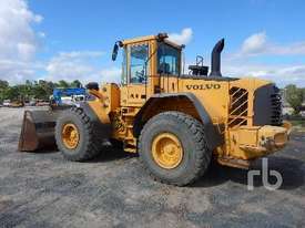 VOLVO L110E Wheel Loader - picture2' - Click to enlarge