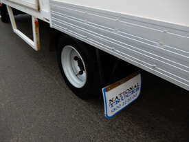 Fuso Canter 918 Pantech Truck - picture2' - Click to enlarge